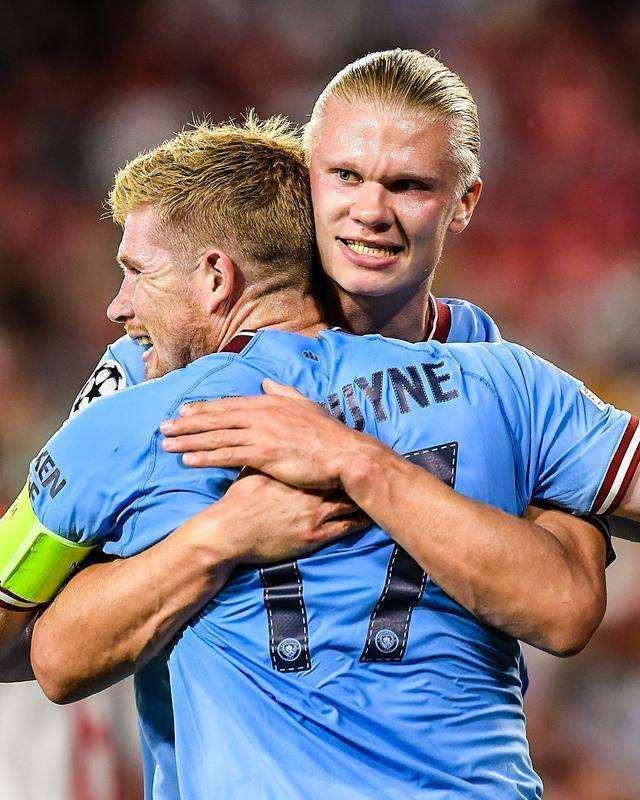 女子篮球联赛精彩进球回顾