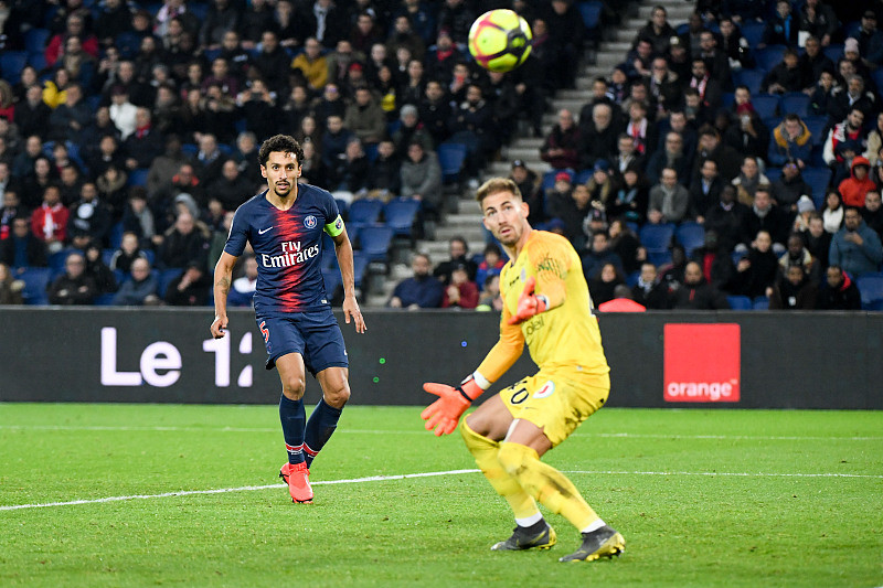 上场仅2分！拉文三分13中8爆砍42+6率队爆冷热火