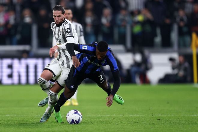 内雷斯边路传中显威，霍伊伦麦克托米奈双破门