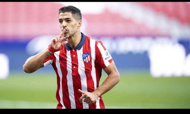 里夫斯：詹姆斯是历史级别的传球手，总在用最正确的方式打球